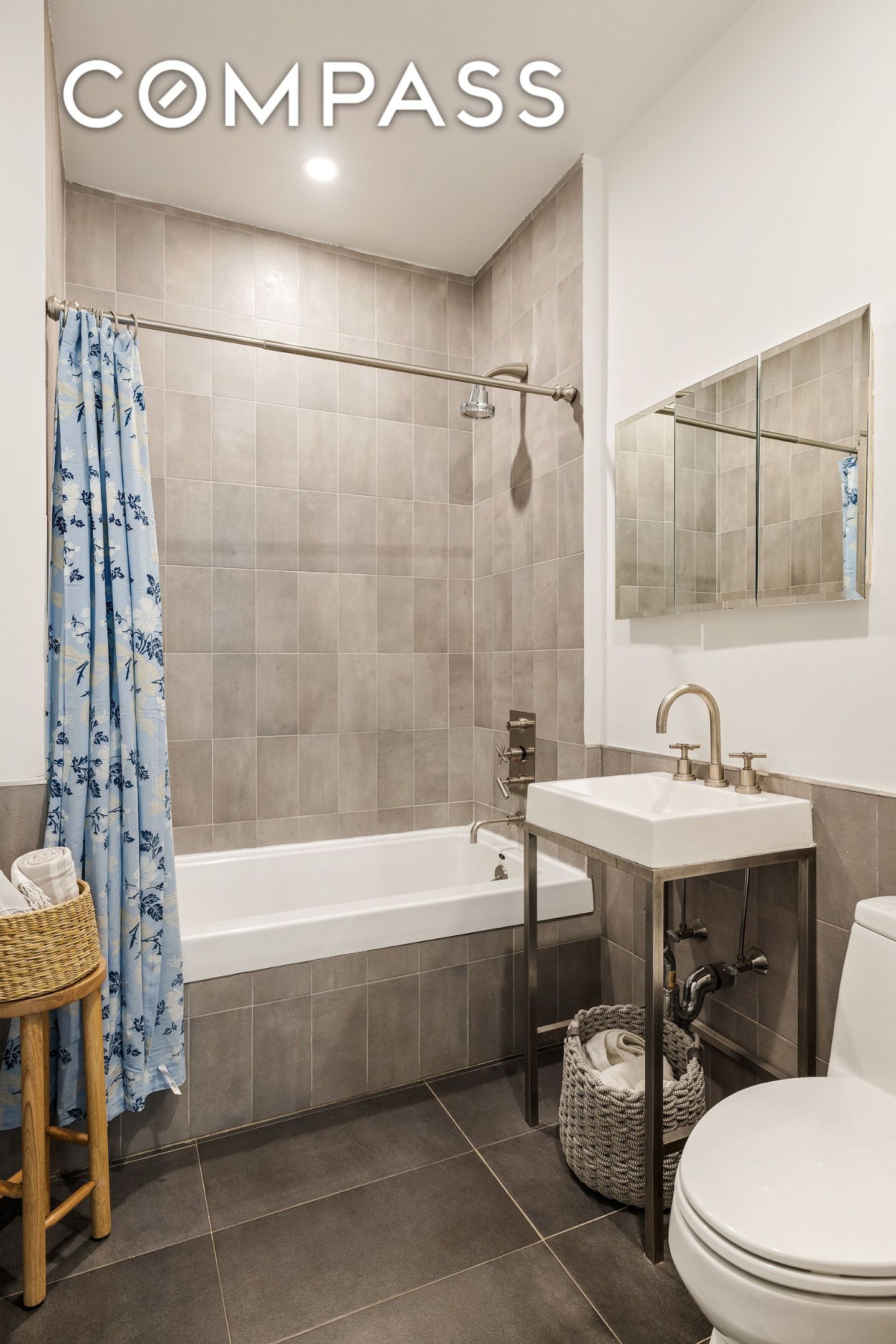 #11 photo, 55 Berry Street, Williamsburg , NY 11249