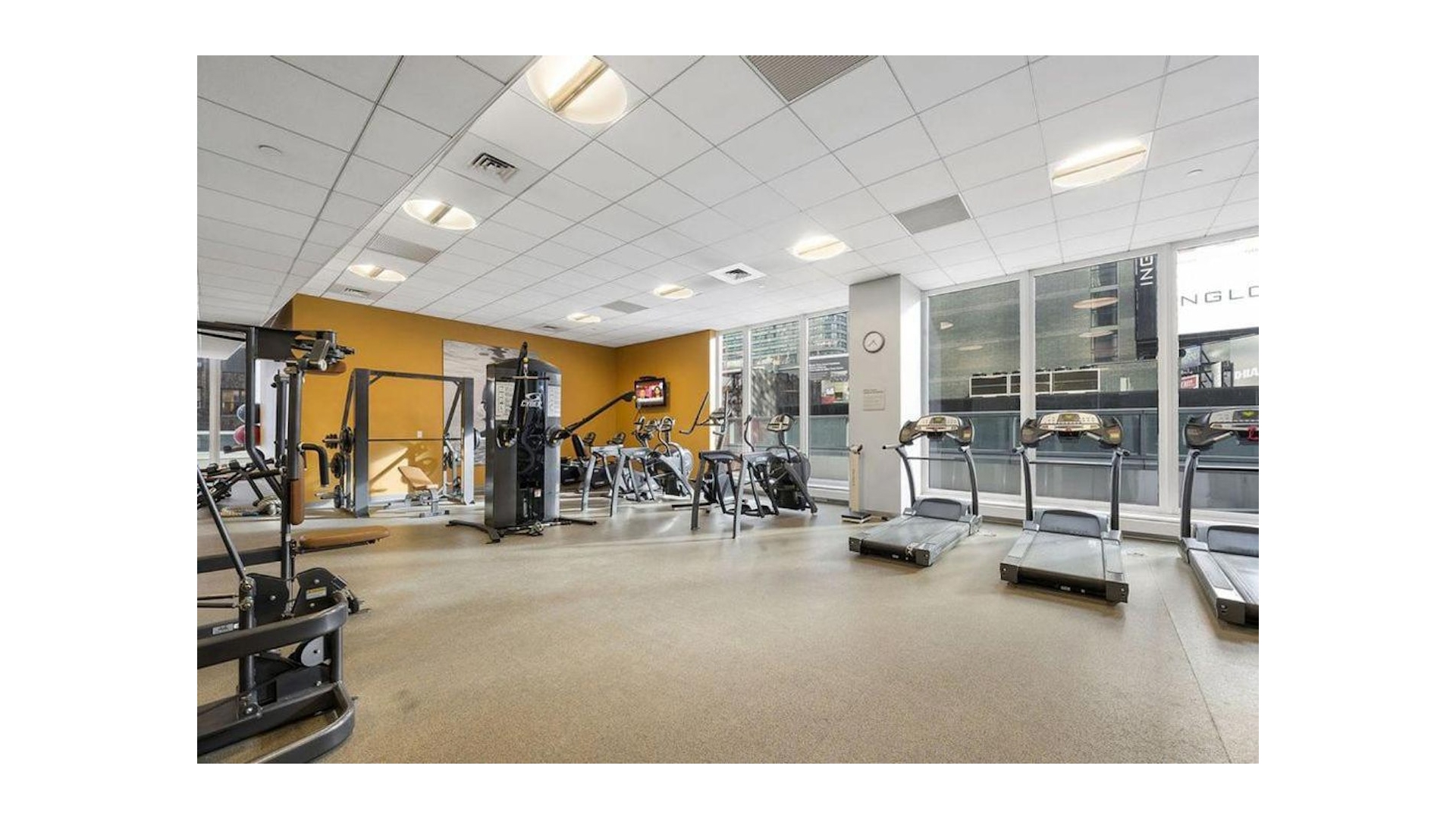 #11 photo, 1600 BROADWAY, Midtown , NY 10019