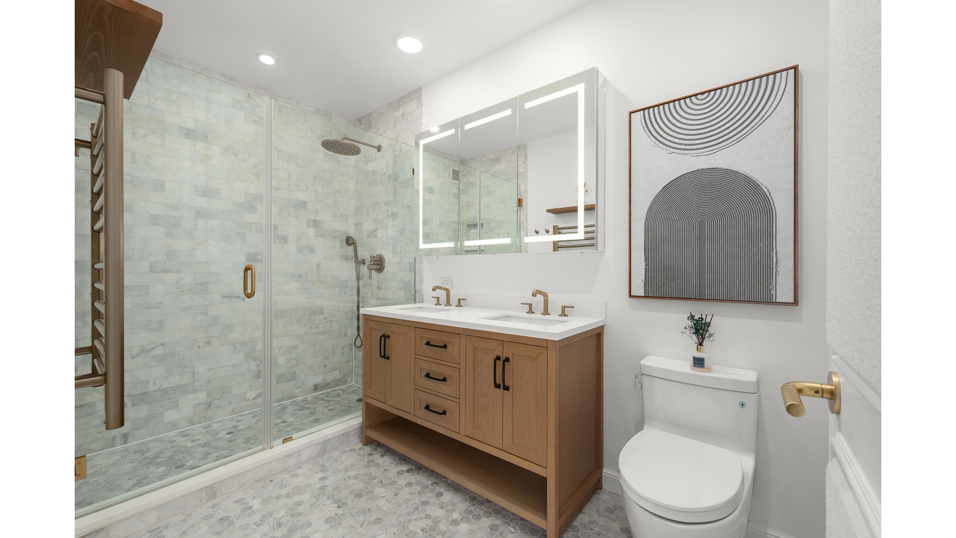 #6 photo, 1600 BROADWAY, Midtown , NY 10019