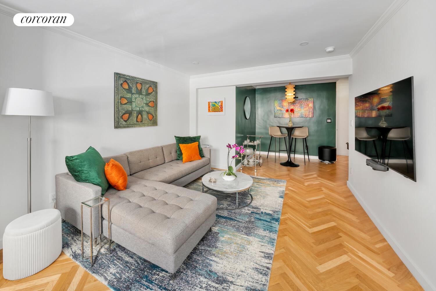 #4 photo, 302 E 88TH Street, Yorkville , NY 10128