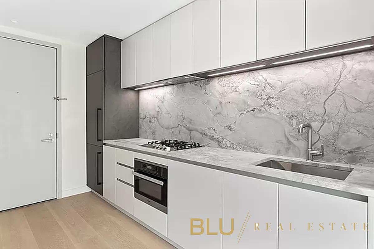 #7 photo, New York City, East Village , NY 10003