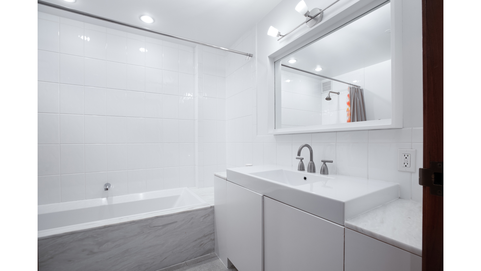 #7 photo, 520 LAGUARDIA Place, Манхэттен ‖ Greenwich Village , NY 10012