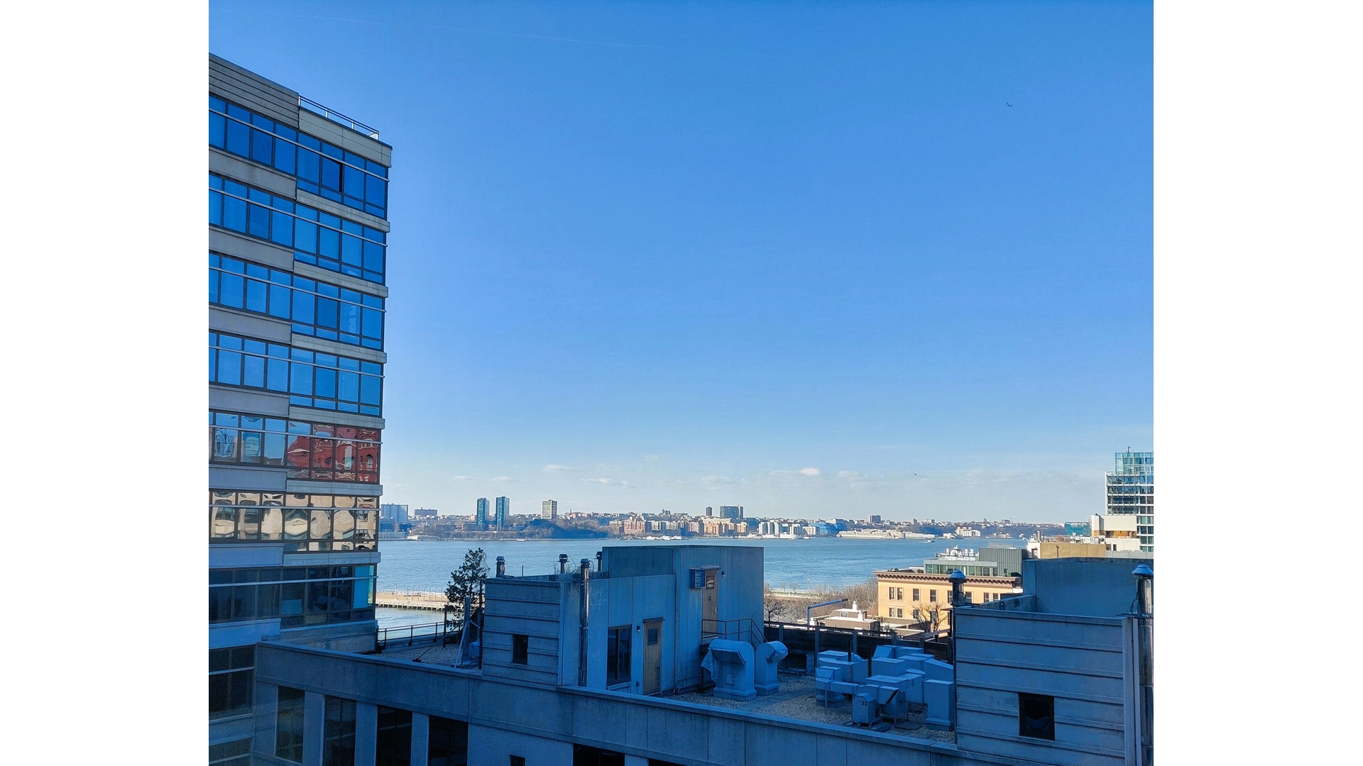 #12 photo, 1 MORTON Square, West Village , NY 10014