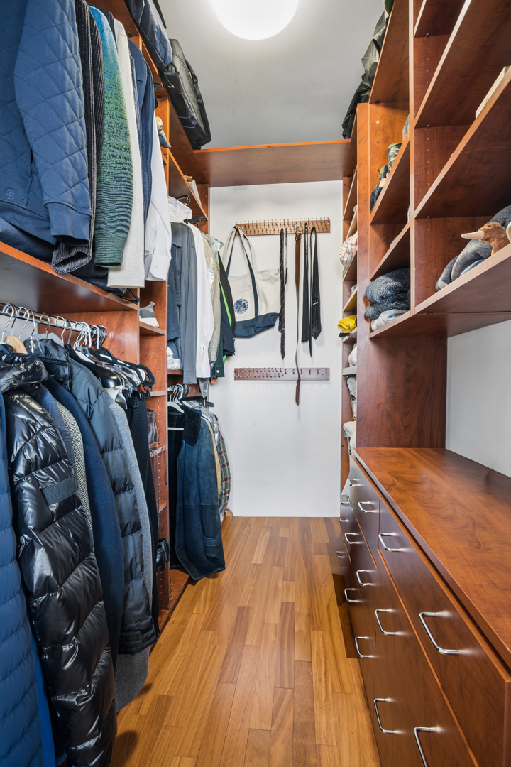 #7 photo, 1 MORTON Square, Манхэттен ‖ West Village , NY 10014