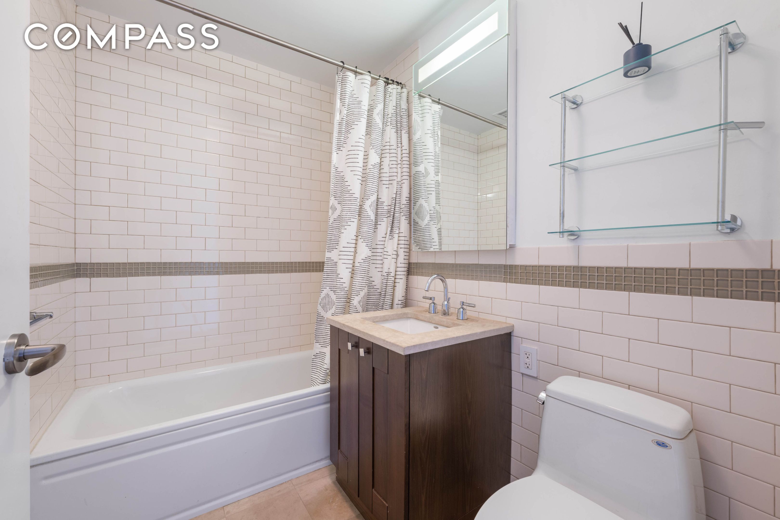 #9 photo, Bronx, Riverdale , NY 10463