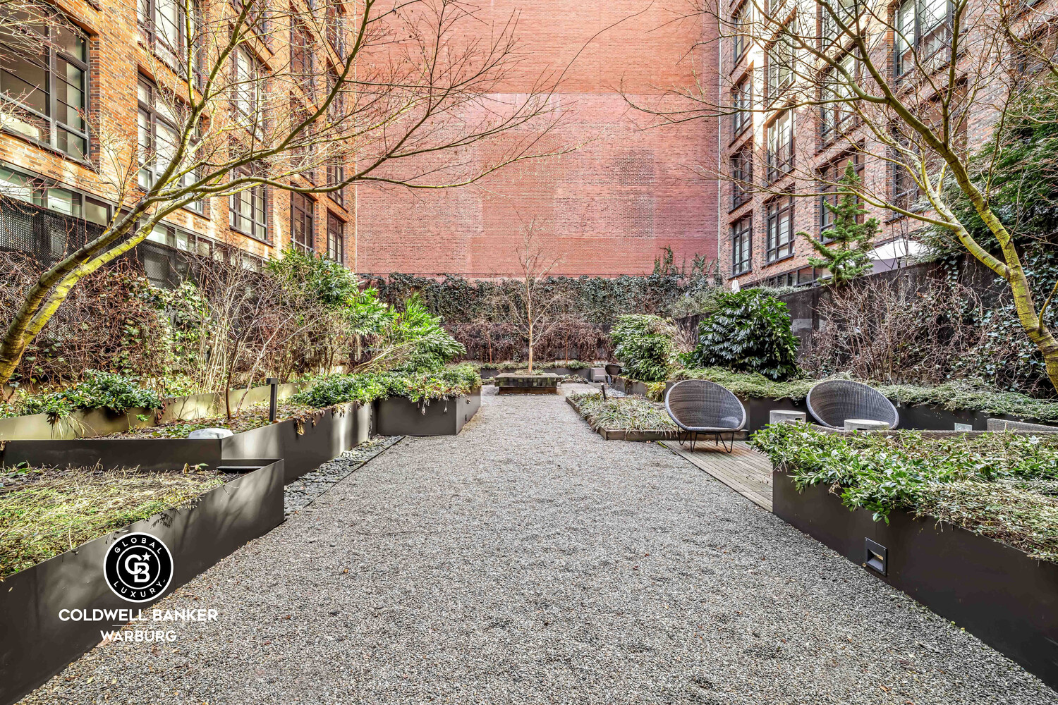 #7 photo, 438 E 12TH Street, मैनहटन East Village , NY 10009