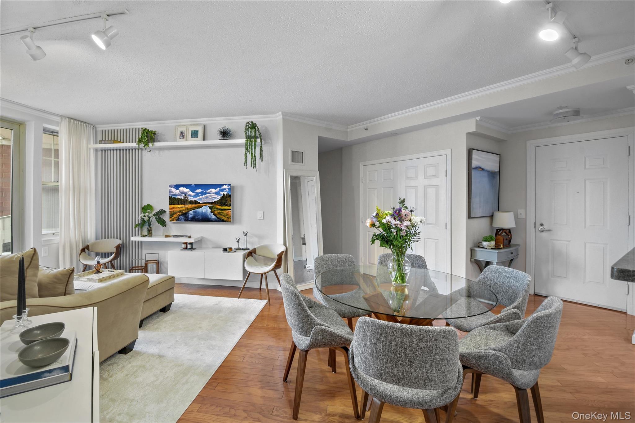 #11 photo, 300 Mamaroneck Avenue, 纽约州 White Plains , NY 10605