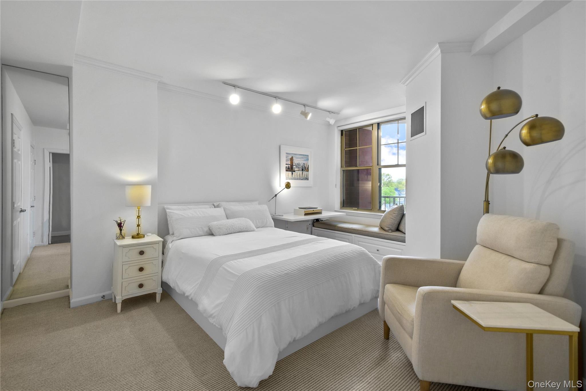 #12 photo, 300 Mamaroneck Avenue, 纽约州 White Plains , NY 10605