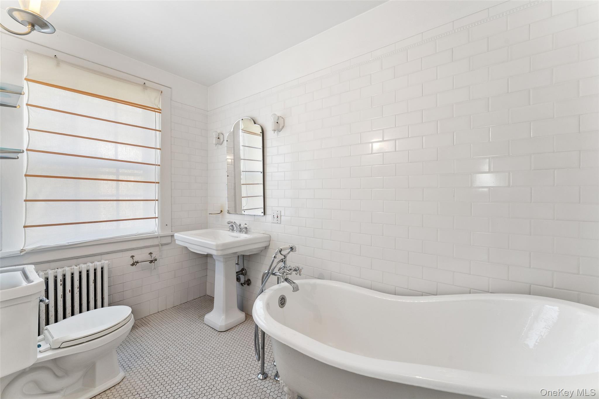 #18 photo, 2 Oakwood Place, Scarsdale , NY 10583