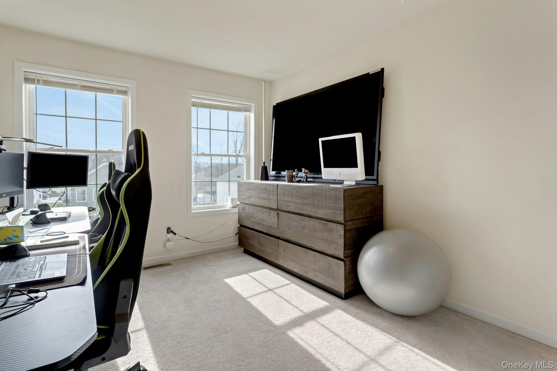 #17 photo, 111 Logans Way, Maybrook , NY 12543