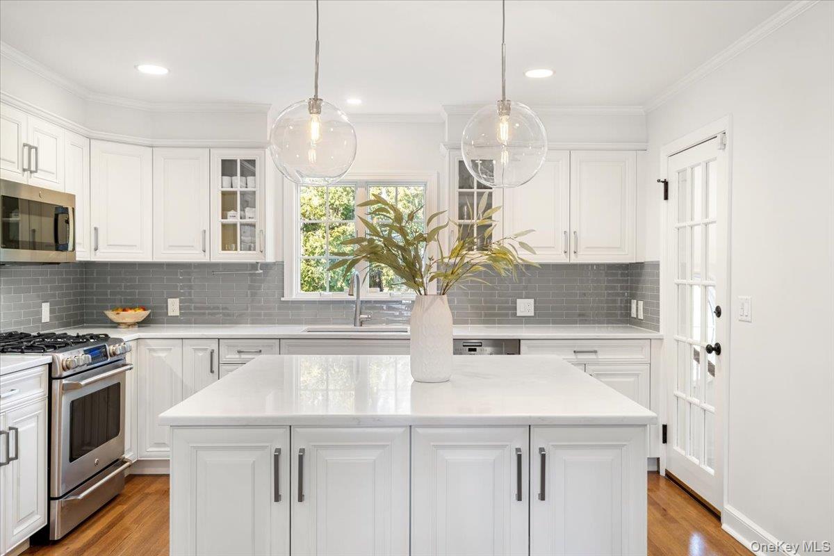 #12 photo, 14 Maple Hill Drive, Larchmont , NY 10538