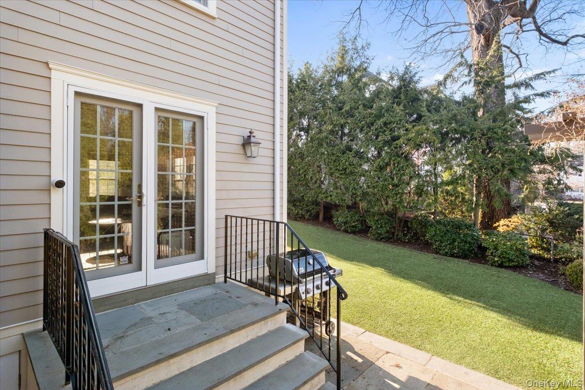 #3 photo, 14 Maple Hill Drive, Larchmont , NY 10538