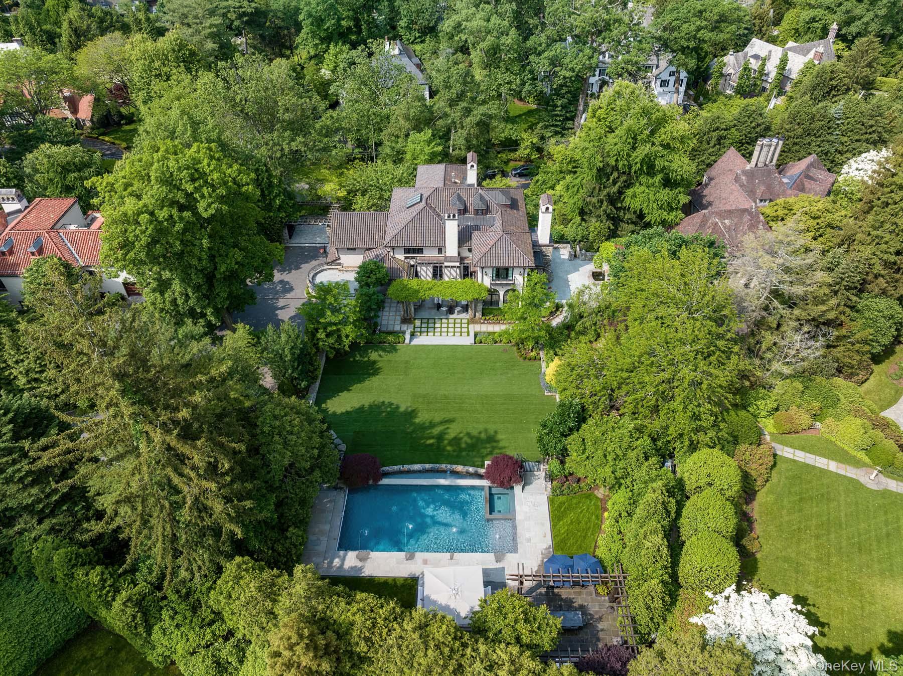 #1 photo, 47 Masterton Road, Бронкс ‖ Bronxville , NY 10708