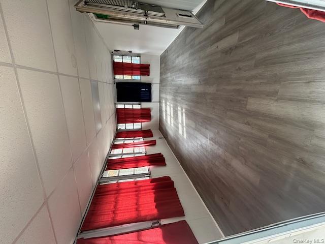 #3 photo, 658 SOUND AVE, מחוז סאפוק Calverton , NY 11933