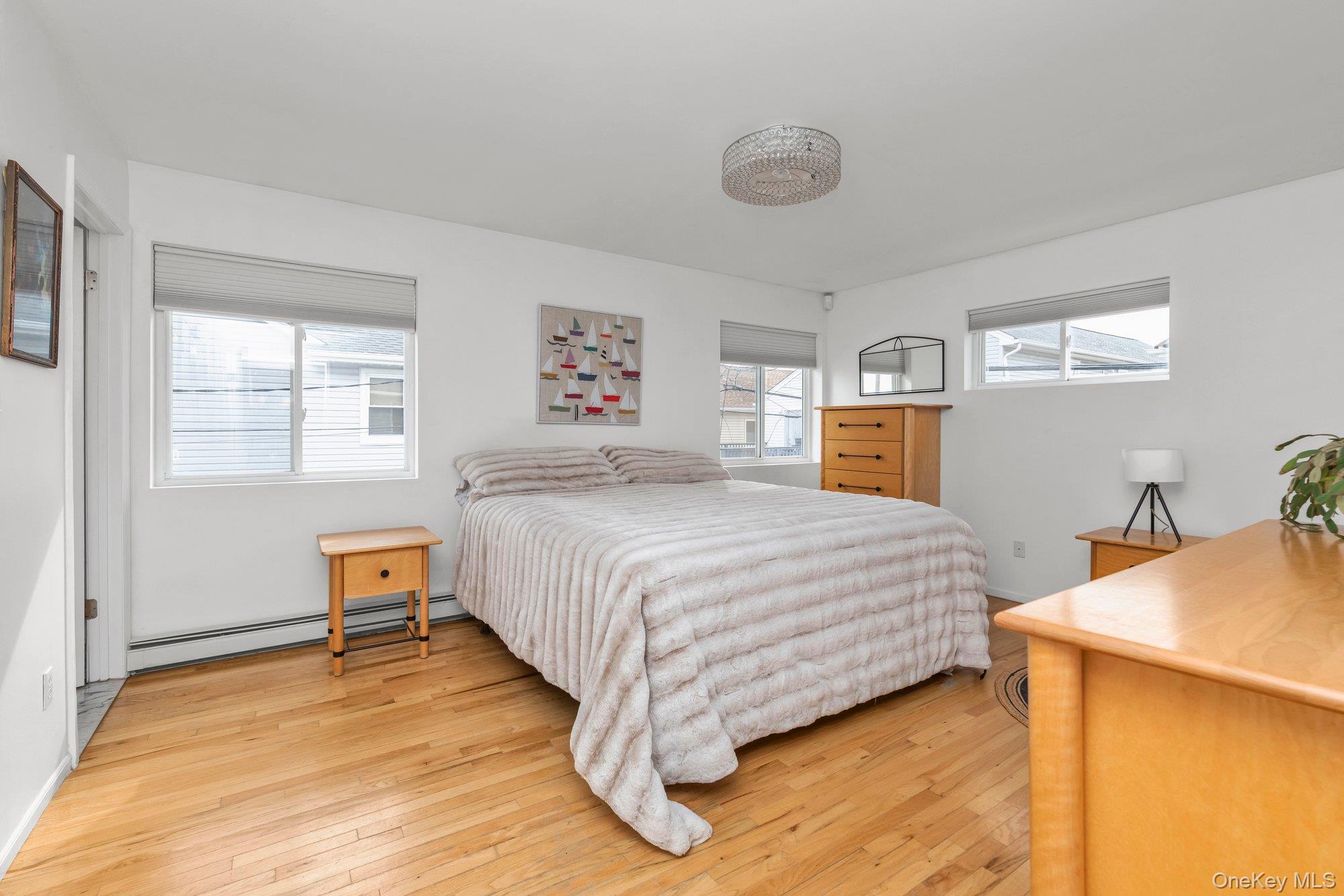 #13 photo, 804 E Chester Street, Long Beach , NY 11561