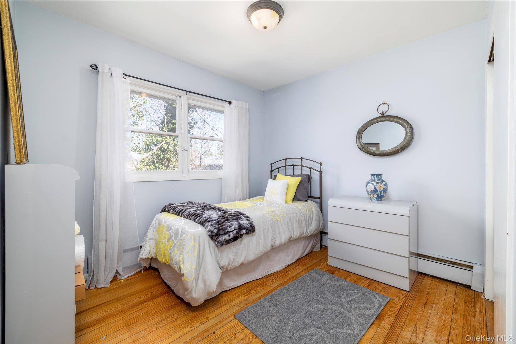 #9 photo, 47 Elwood Road, Huntington , NY 11768