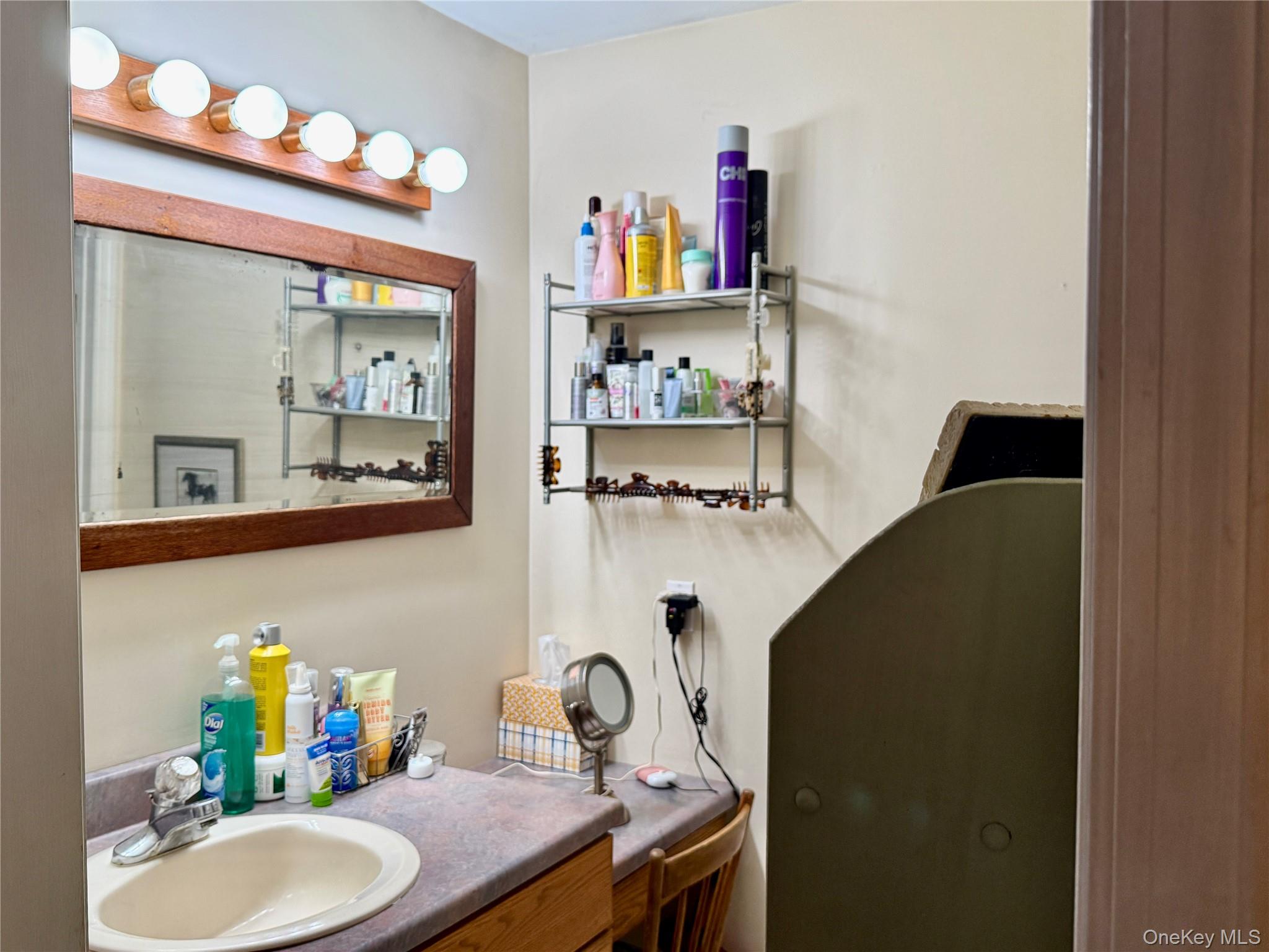 #20 photo, 84 Tap Stone Ln, Port Jervis , NY 12771