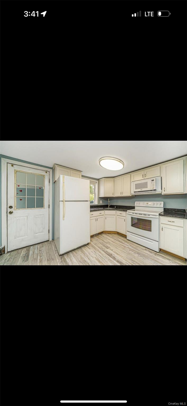 #3 photo, 173 Canal Road, सफ़ोक काउंटी Port Jefferson Station , NY 11776