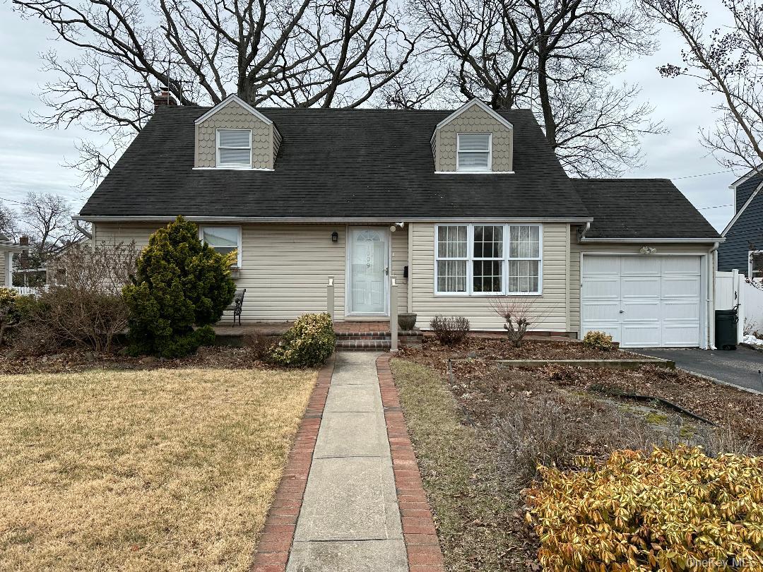 #1 photo, 1009 Park Lane, Franklin Square , NY 11010