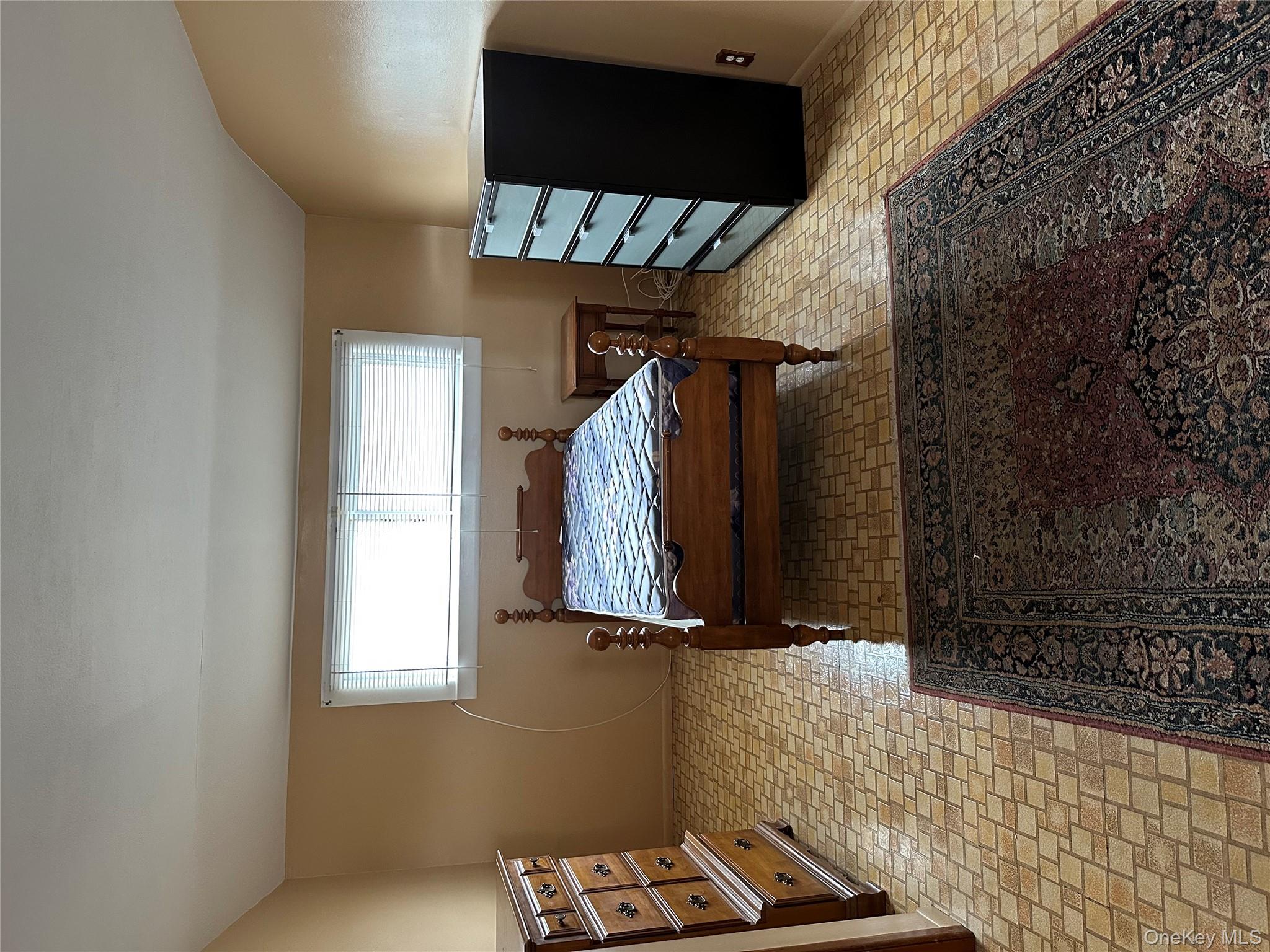 #16 photo, 1009 Park Lane, Franklin Square , NY 11010