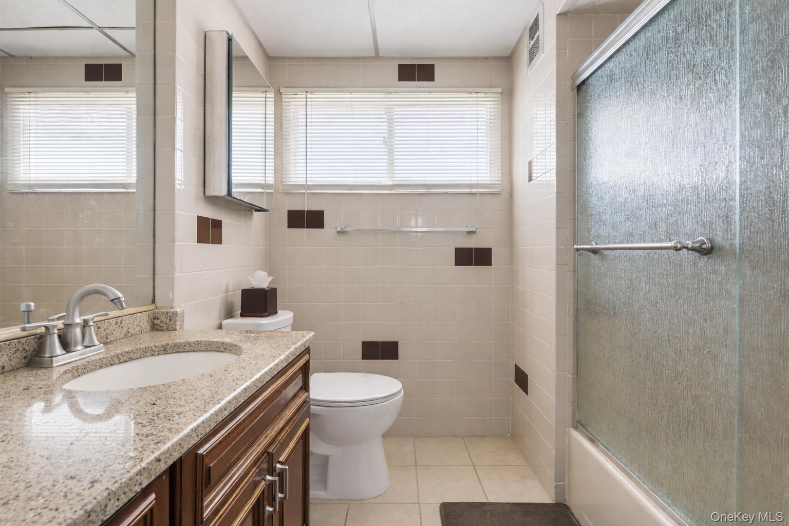 #5 photo, 1716 Camp Avenue, Merrick , NY 11566