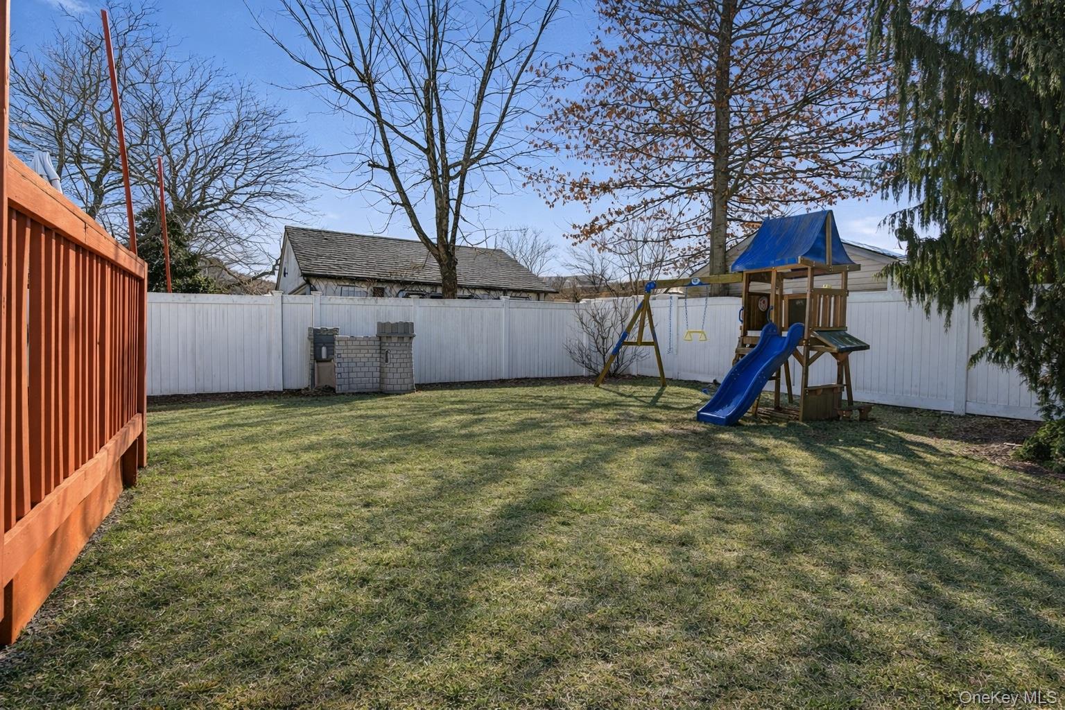 #9 photo, 1716 Camp Avenue, Merrick , NY 11566