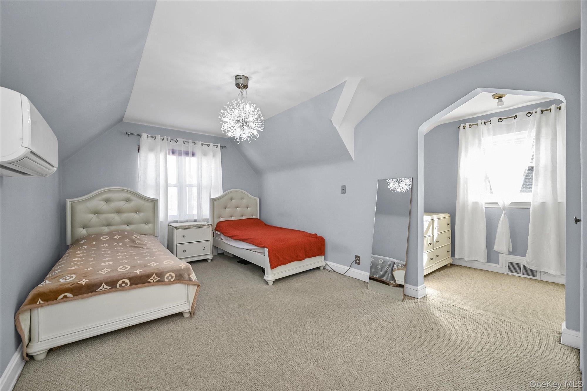 #15 photo, 18432 Cambridge Road, Jamaica Estates , NY 11432