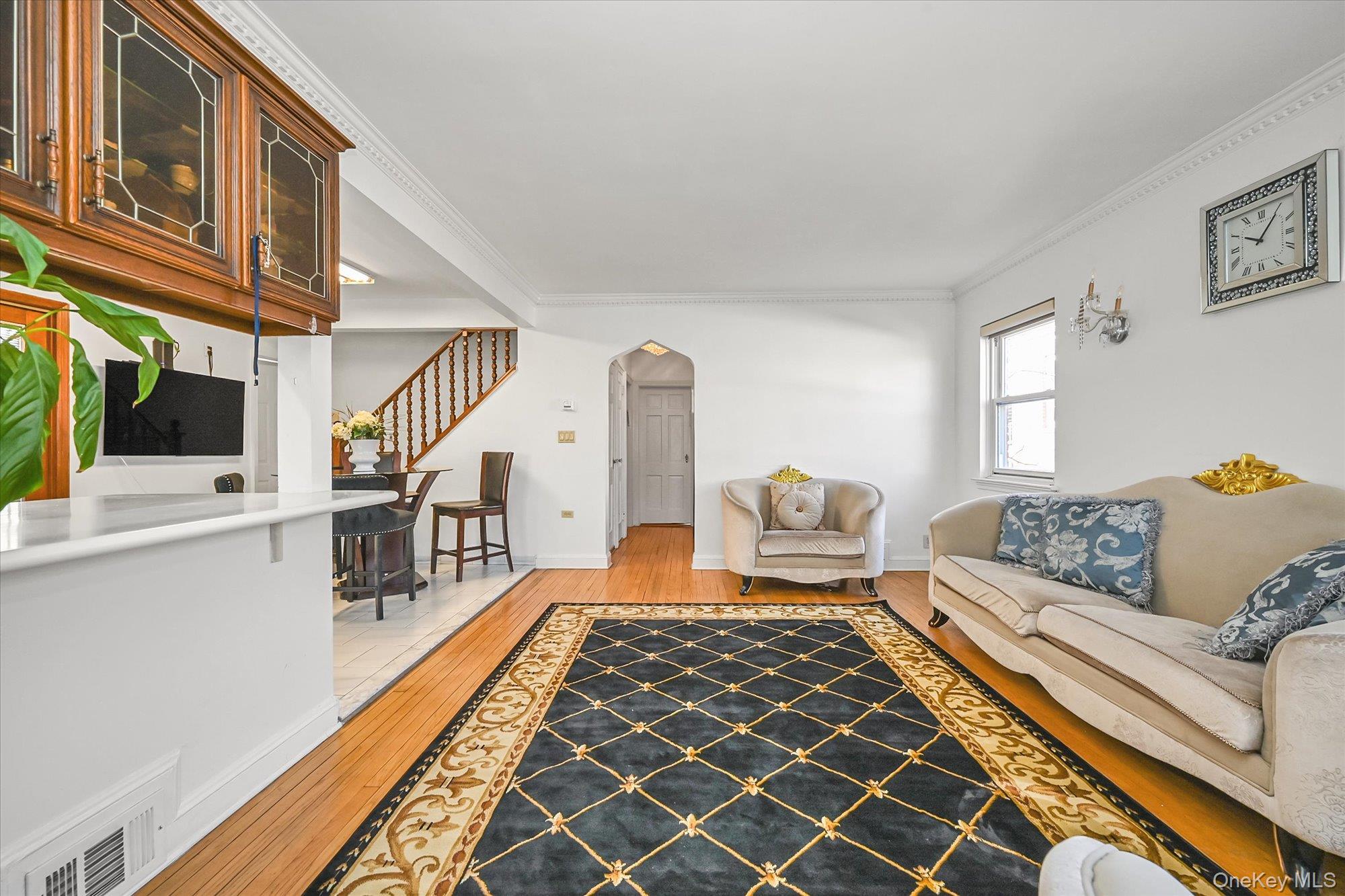 #5 photo, 18432 Cambridge Road, Jamaica Estates , NY 11432