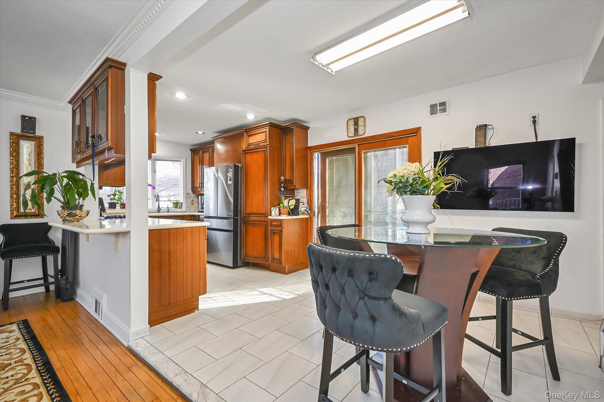 #8 photo, 18432 Cambridge Road, Jamaica Estates , NY 11432