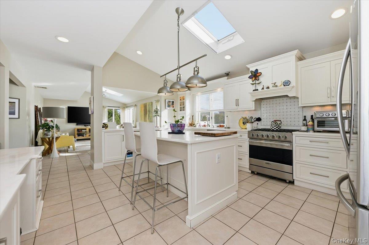 #7 photo, 14 Vinton  Street, Нассау ‖ Long Beach , NY 11561