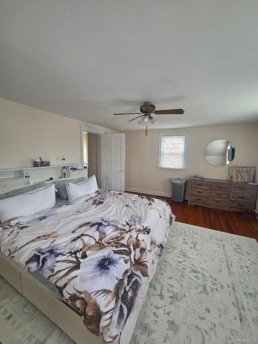 #8 photo, 42 Sunset Drive, Hempstead , NY 11550