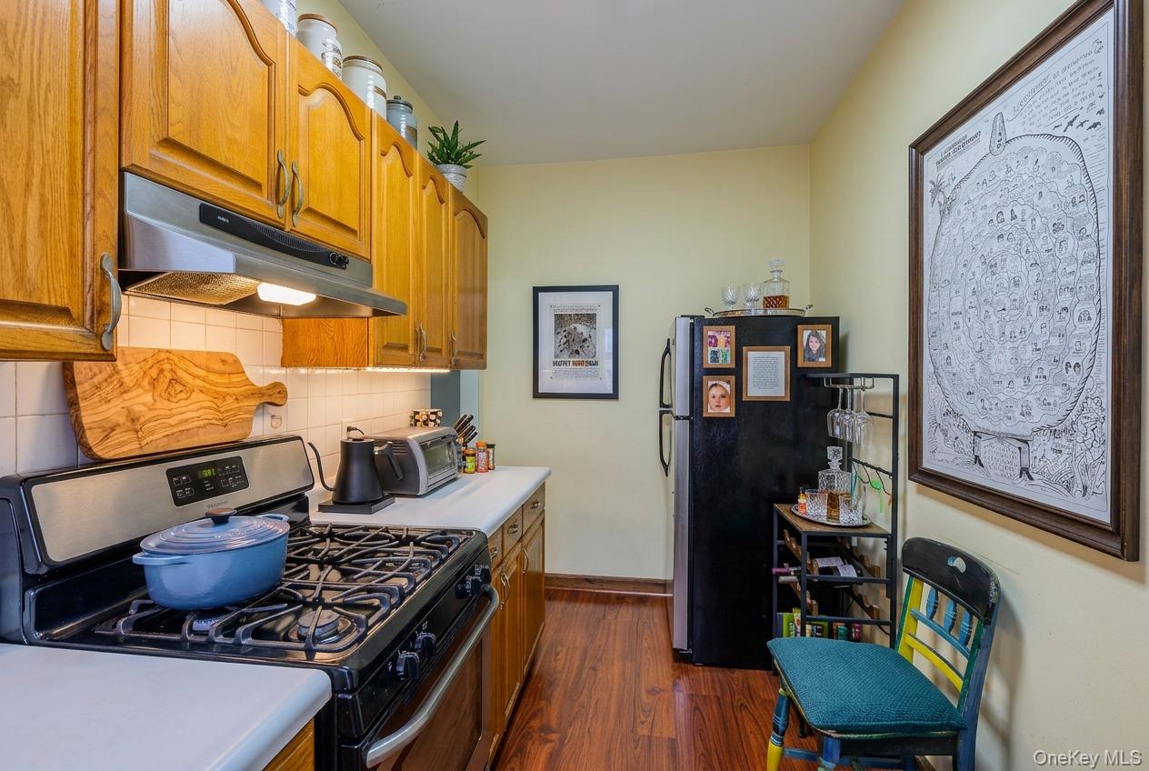 #5 photo, 3553 12th Avenue, Brooklyn , NY 11218