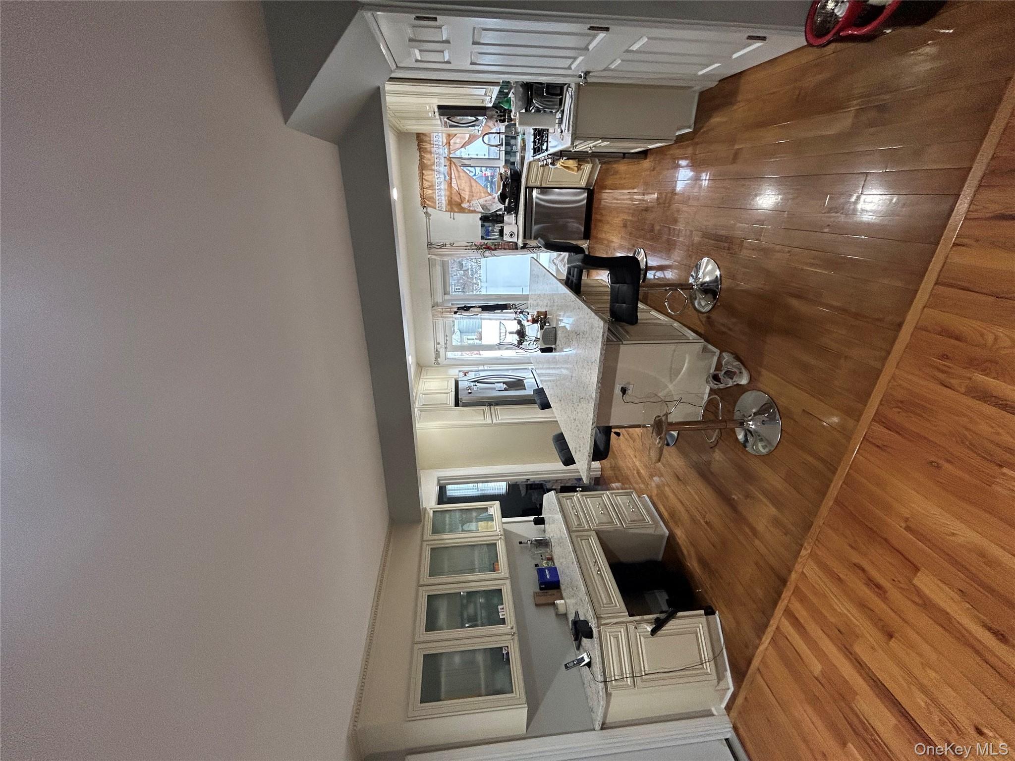 #6 photo, 869 Demott Avenue, Baldwin , NY 11510