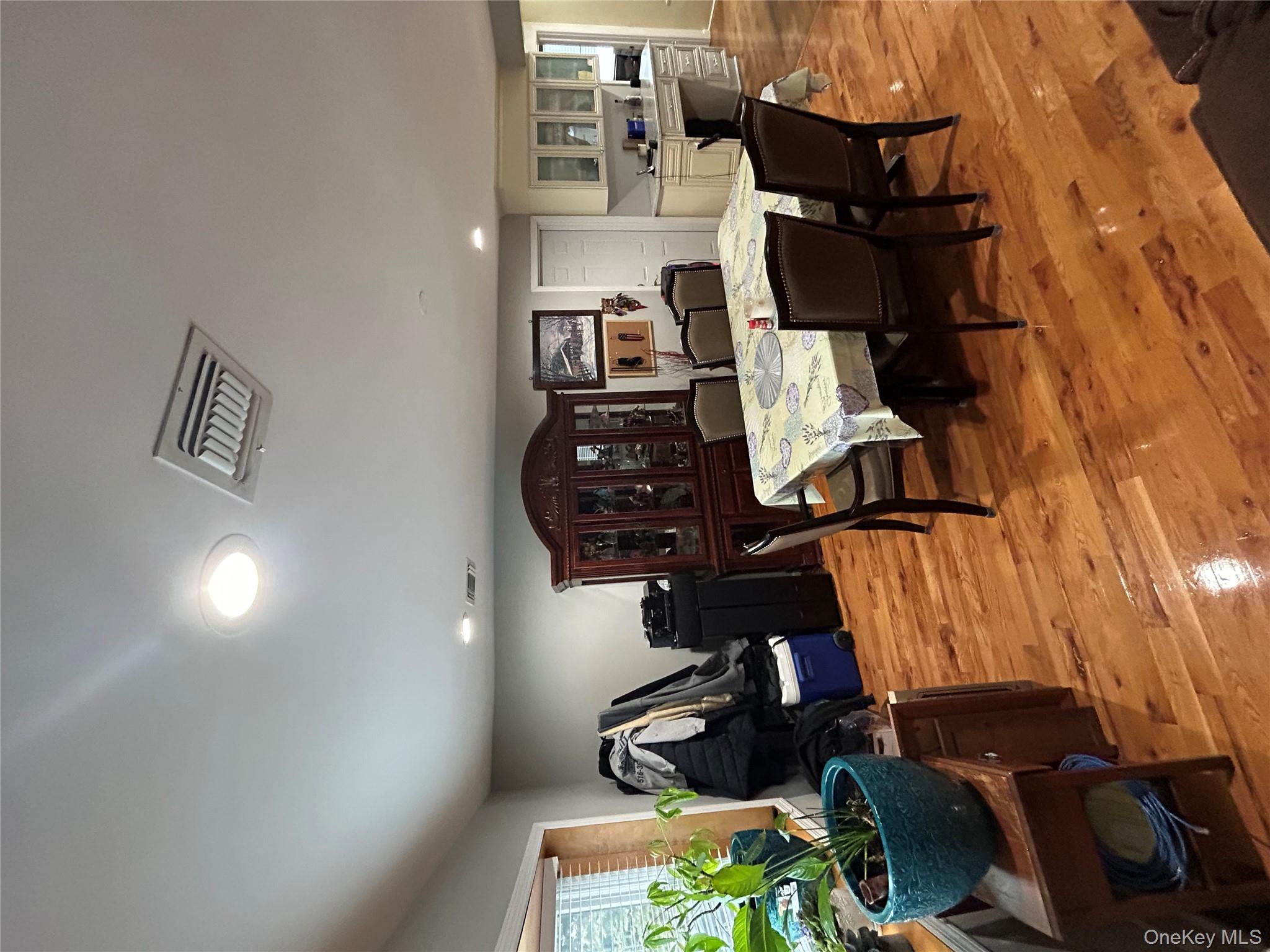 #9 photo, 869 Demott Avenue, Baldwin , NY 11510