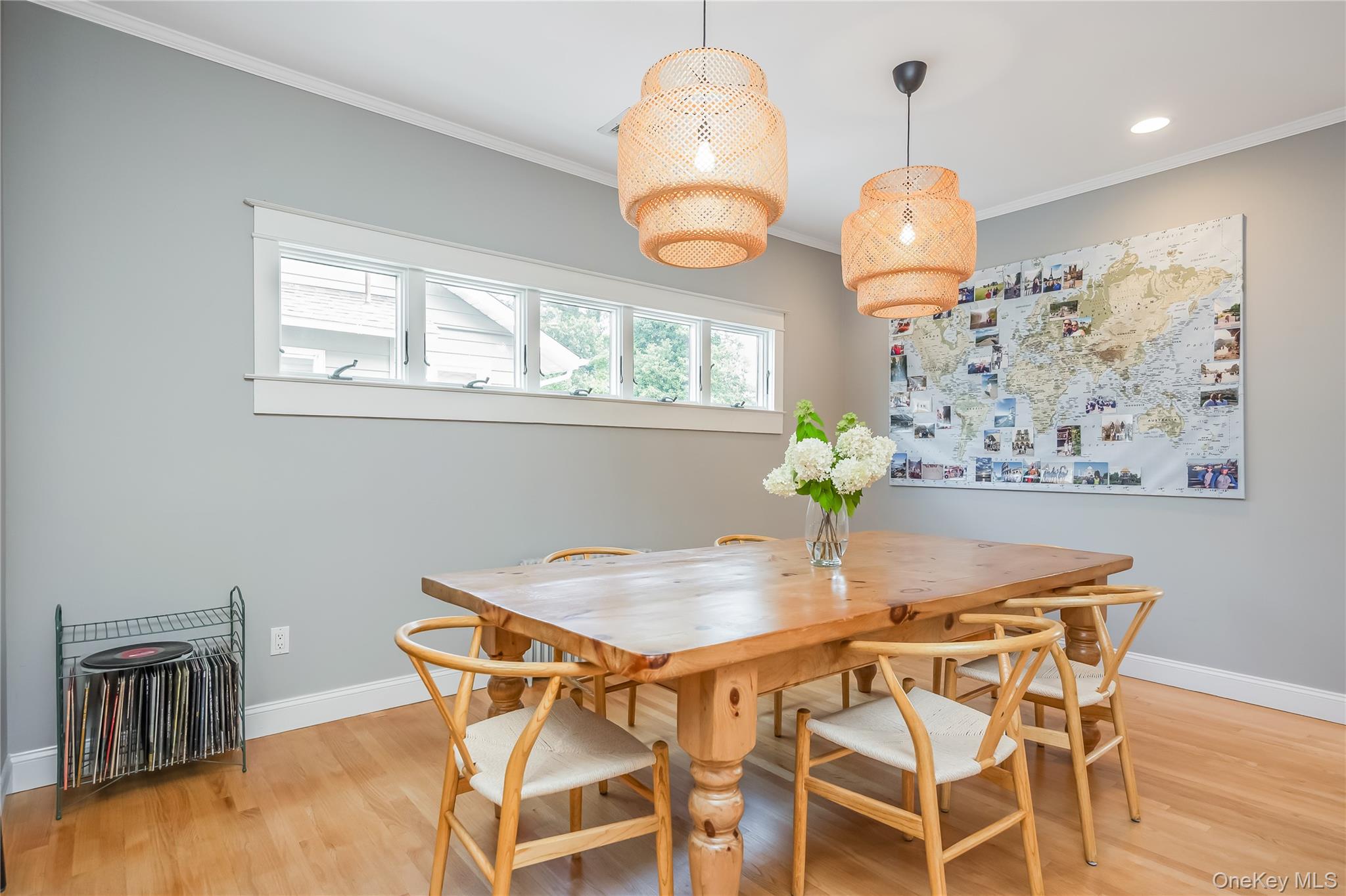 #14 photo, 151 Church Avenue, מחוז סאפוק Islip , NY 11751