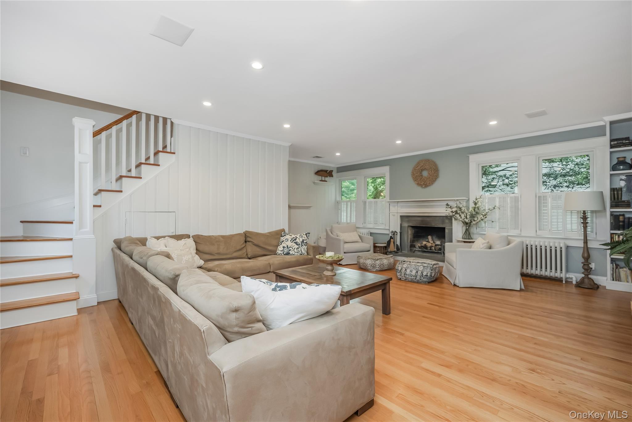 #9 photo, 151 Church Avenue, מחוז סאפוק Islip , NY 11751