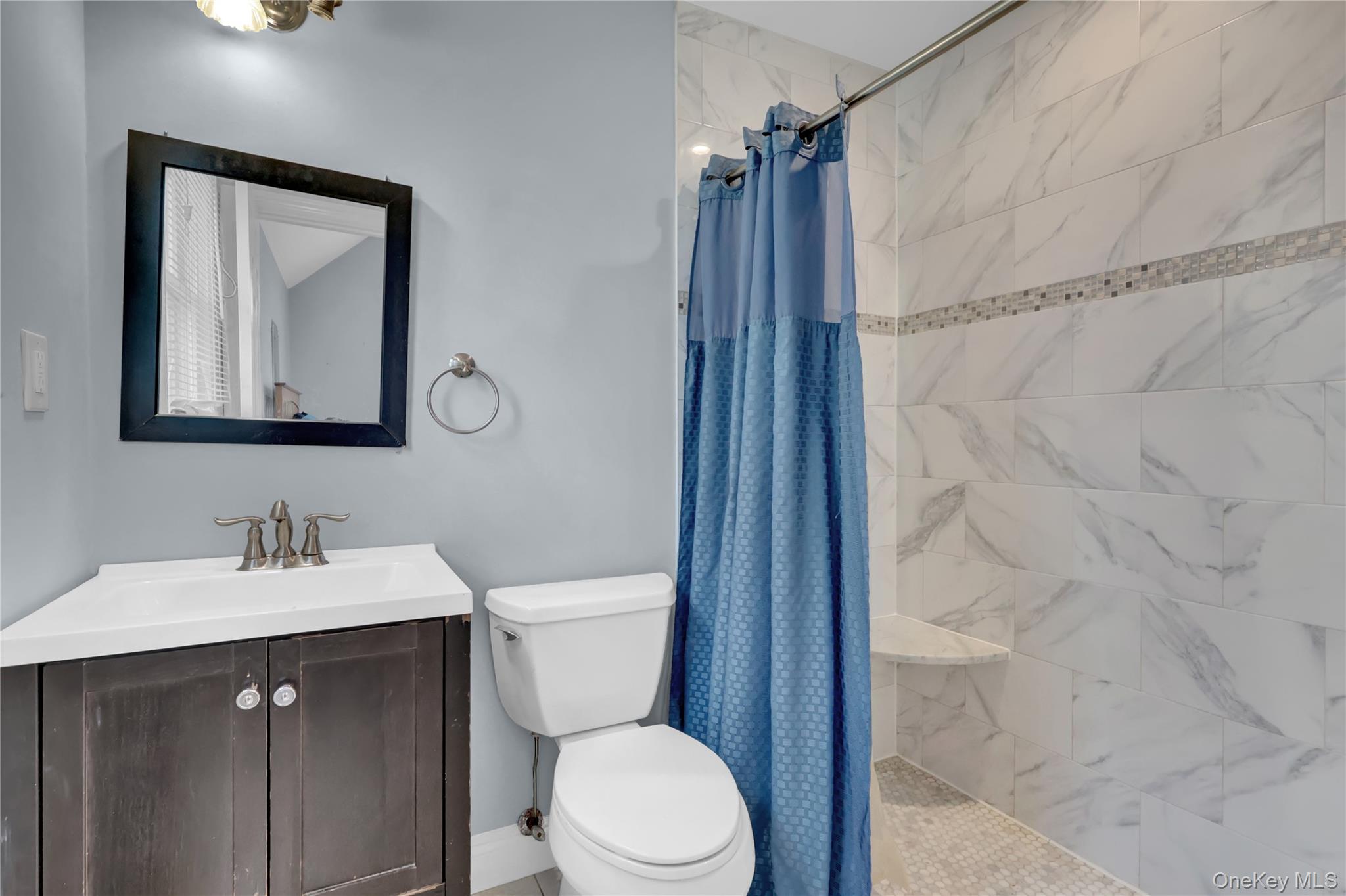 #11 photo, 10 Beach Road, 長島 Massapequa , NY 11758