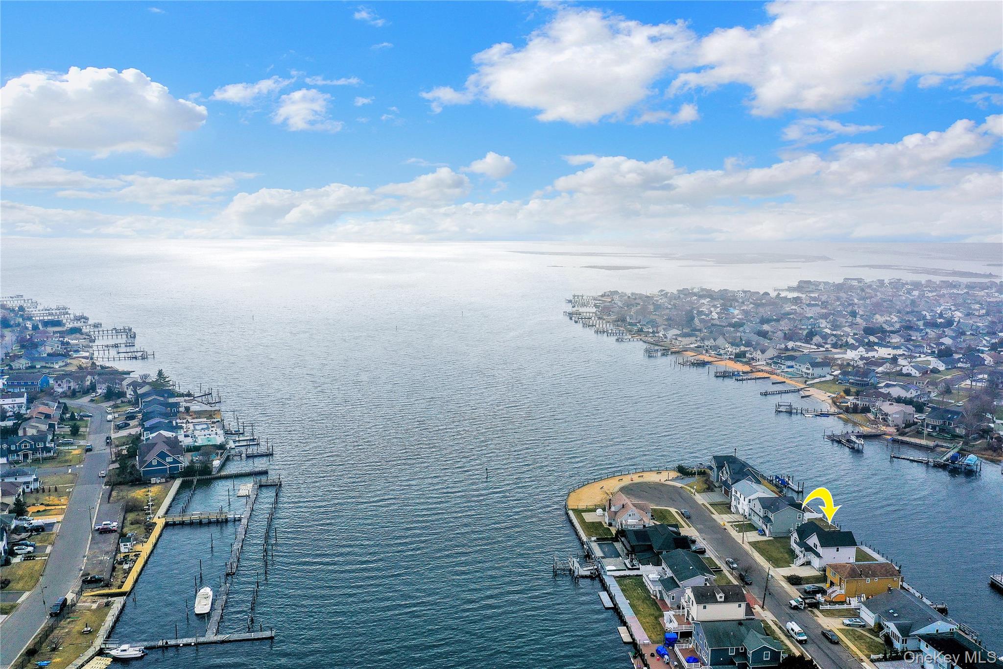 #17 photo, 10 Beach Road, 長島 Massapequa , NY 11758