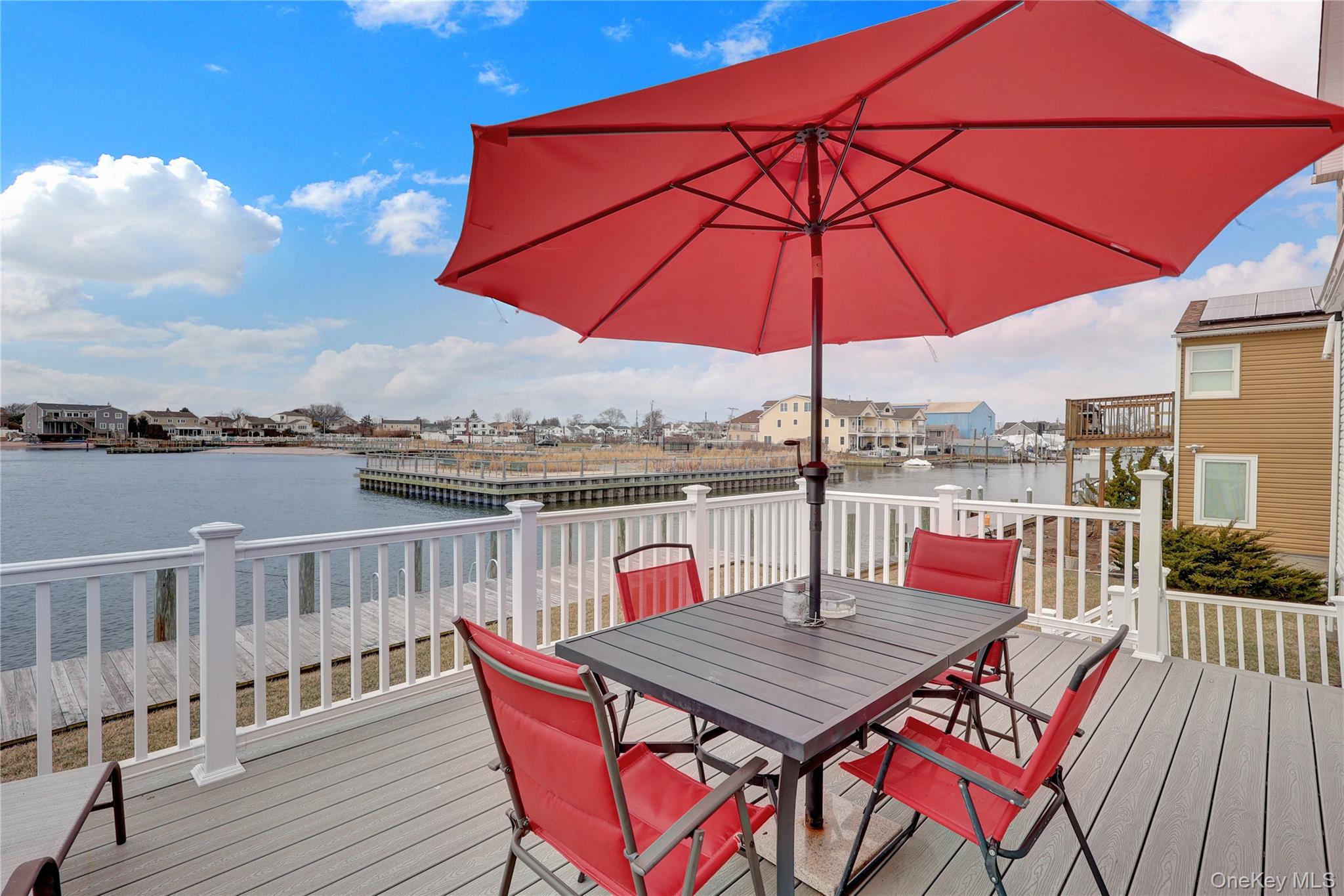 #18 photo, 10 Beach Road, 長島 Massapequa , NY 11758