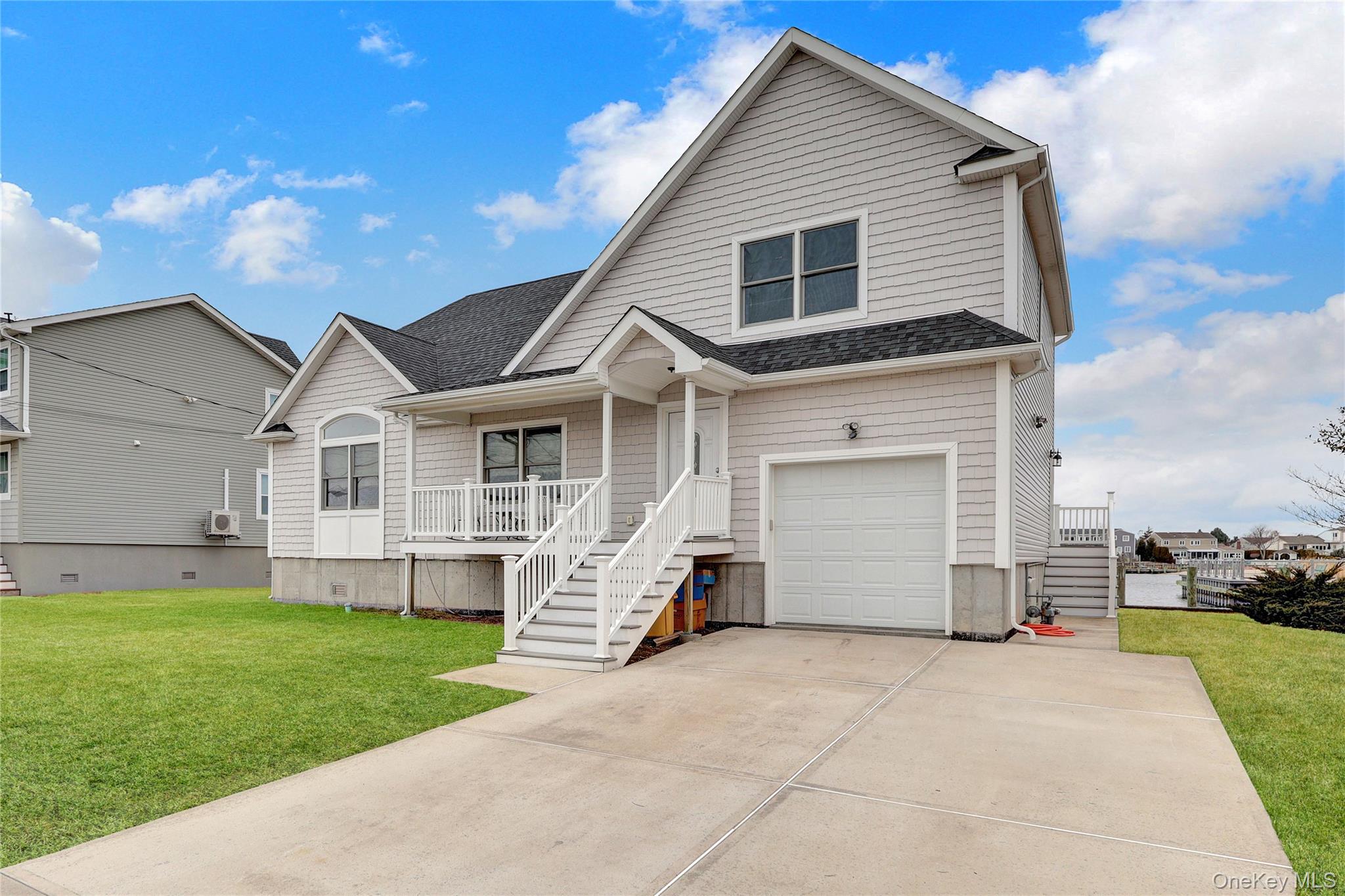 #8 photo, 10 Beach Road, 長島 Massapequa , NY 11758