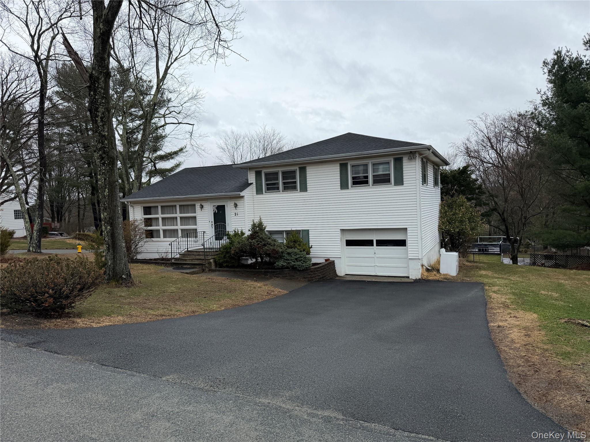 #1 photo, 21 Crescent Place, Monroe , NY 10950