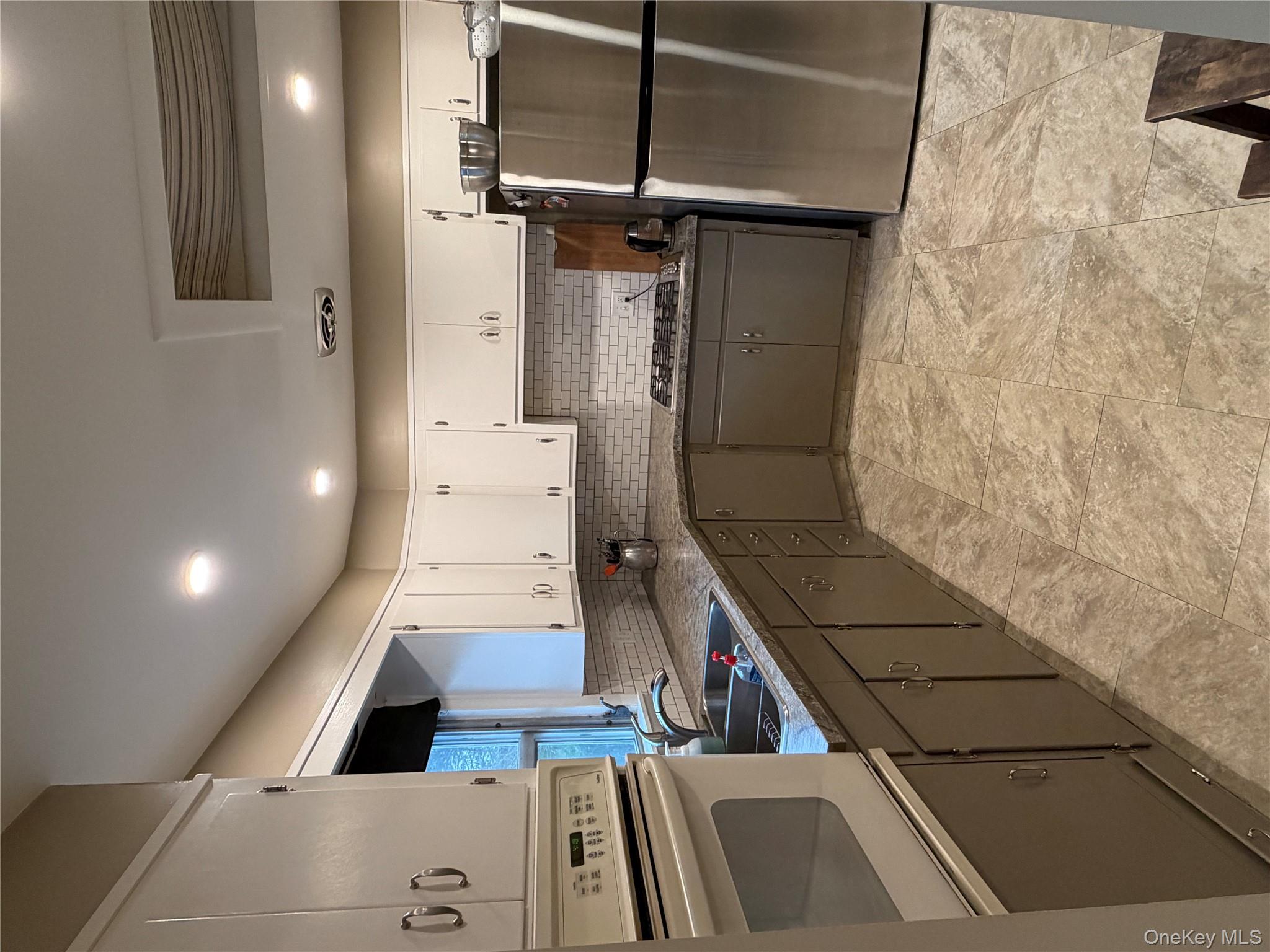 #8 photo, 21 Crescent Place, Monroe , NY 10950