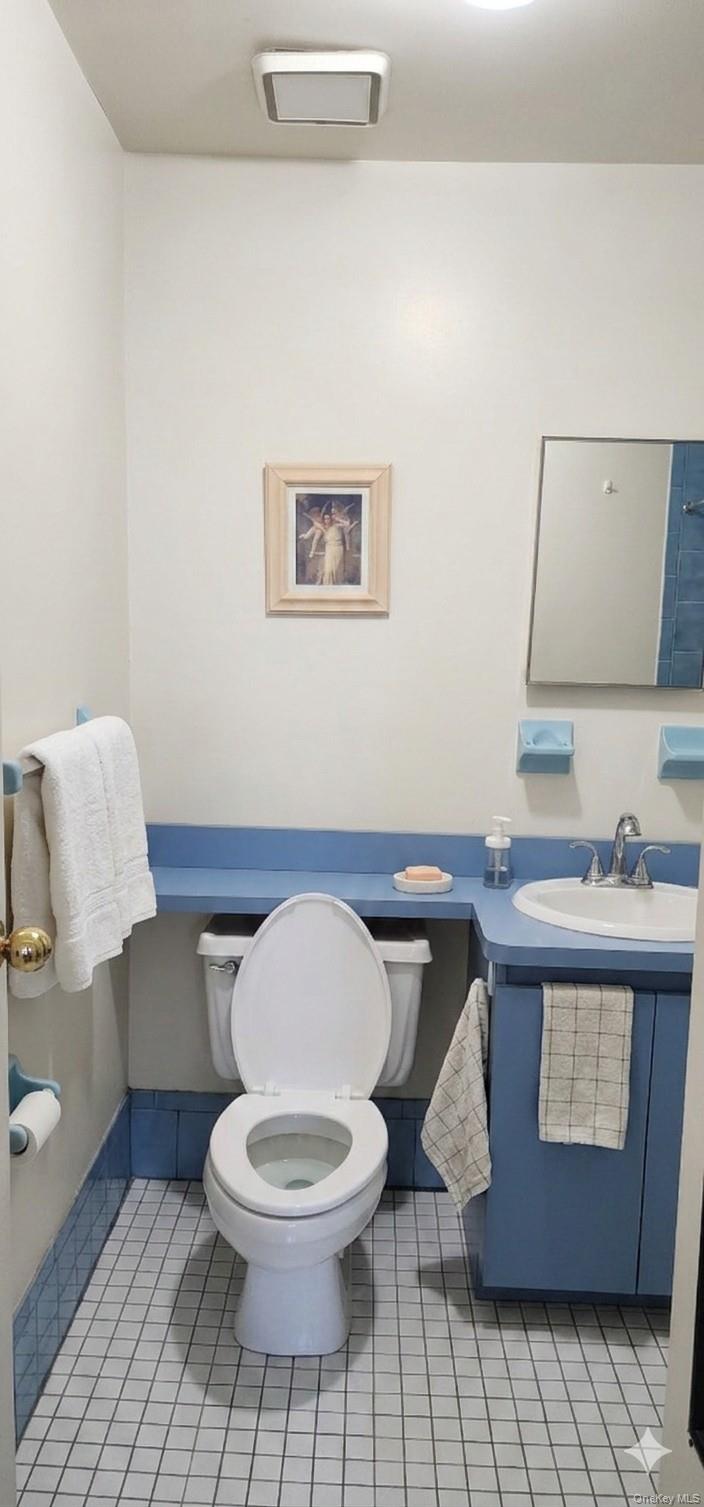 #5 photo, 3169 Miles Avenue, 브롱크스 Bronx , NY 10465