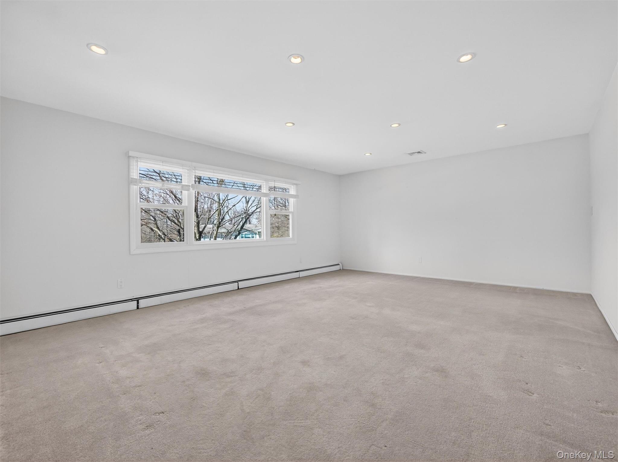 #12 photo, 8 Hampton Road, Airmont , NY 10901