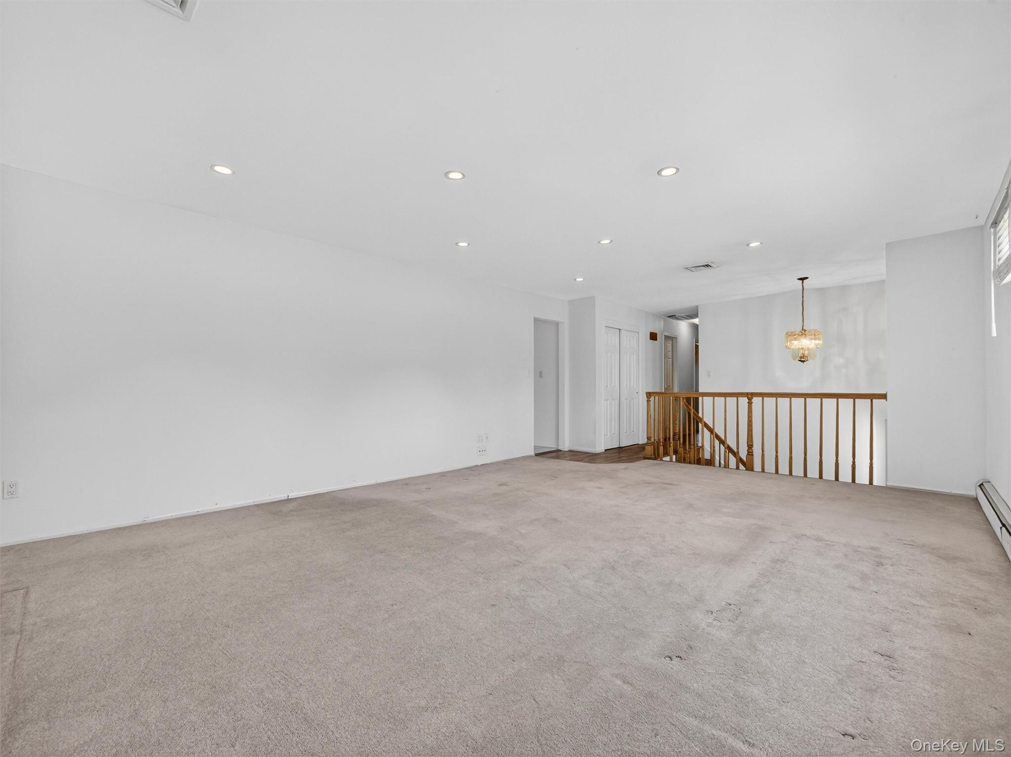 #14 photo, 8 Hampton Road, Airmont , NY 10901