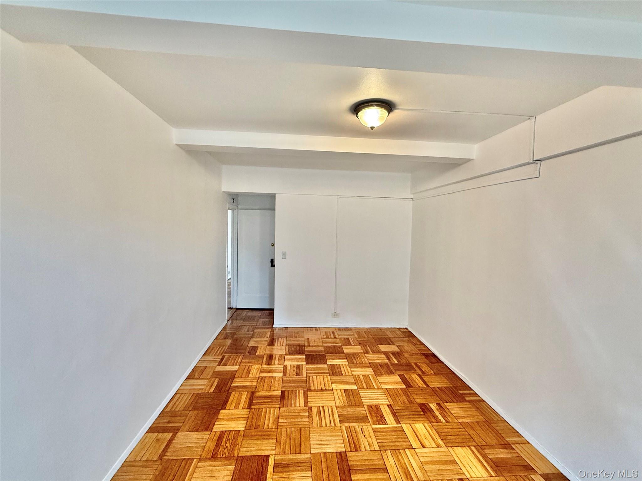 #15 photo, 1562 Unionport Road, Бронкс ‖ Bronx , NY 10462