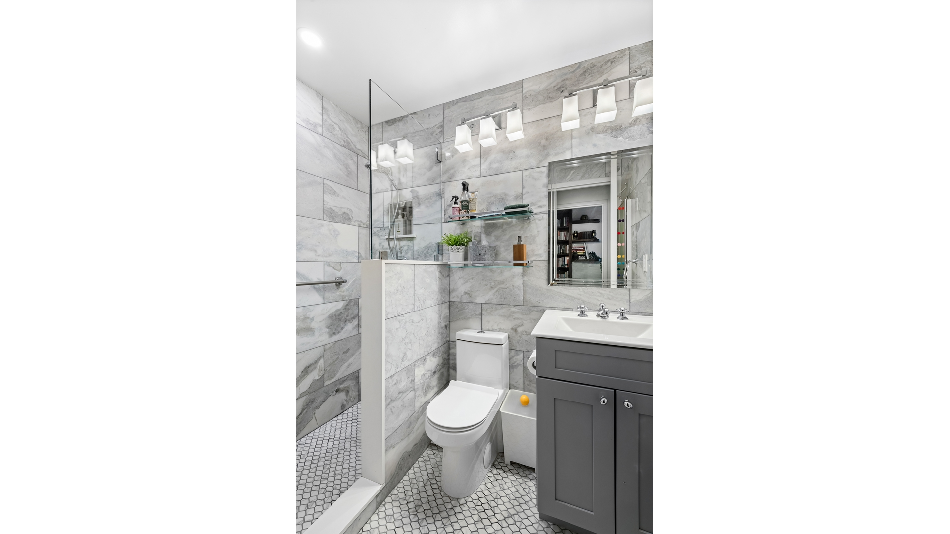 #11 photo, 245 E 93RD Street, Yorkville , NY 10128