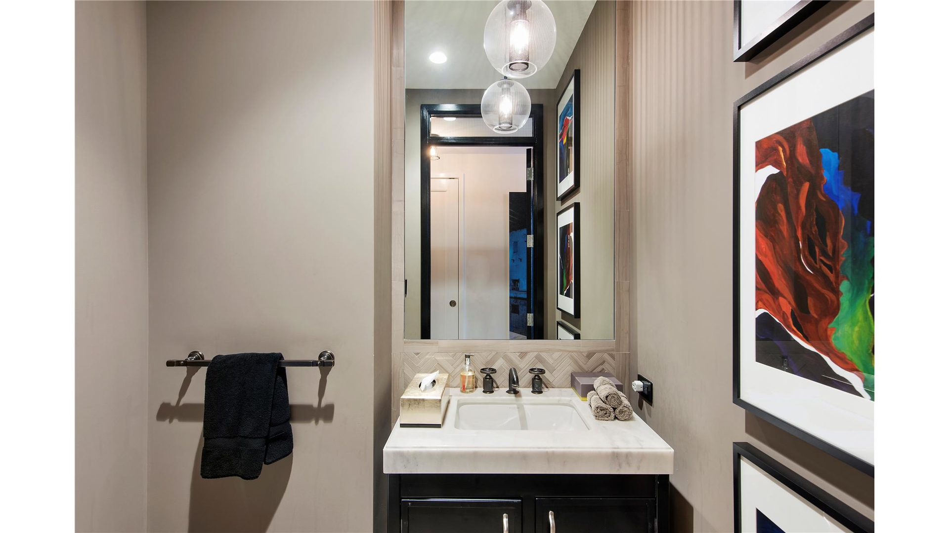 #8 photo, 425 W 50TH Street, Манхэттен ‖ Hell's Kitchen , NY 10019