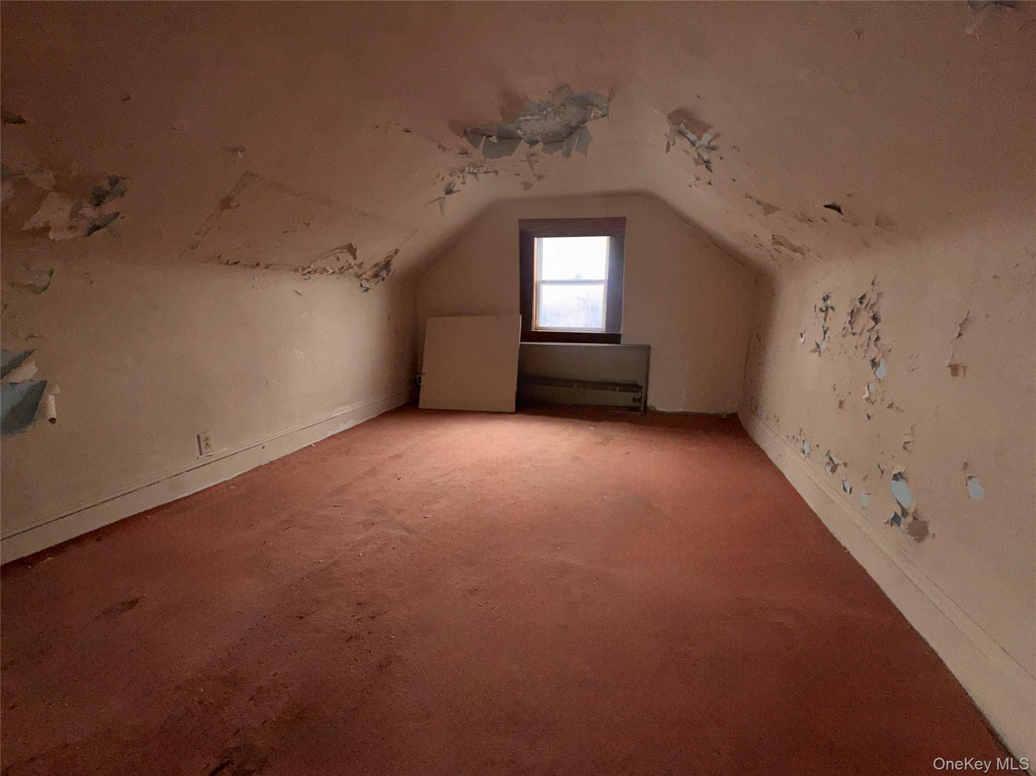 #13 photo, 93 Vermont Avenue, Саффолк ‖ West Babylon , NY 11704