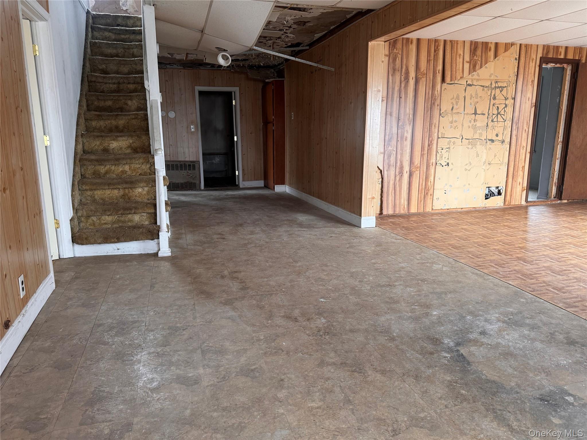 #2 photo, 93 Vermont Avenue, Саффолк ‖ West Babylon , NY 11704